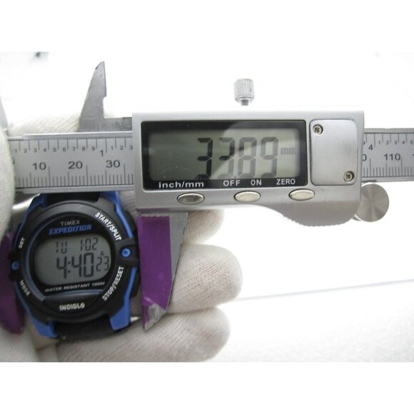 Women Timex Indiglo Expedition Quartz Digital 33mm Watch (I26) "New Battery" - Picture 3 of 9